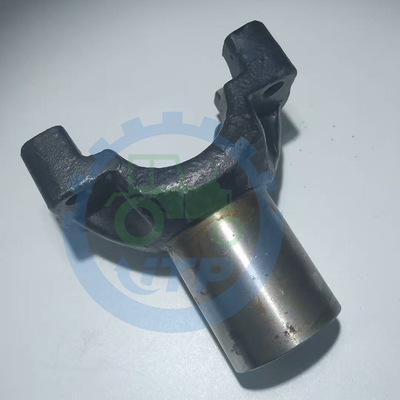 Universal Joint 5640 6640 7740 7840 Yoke Coupling 82014279